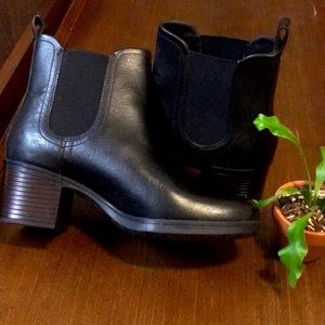 Clarks collection ankle boots